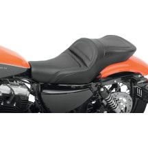 Explorer™ Seat — 72.5 cm (28-1/2"), Black, Softail Deluxe FLSTN fitment (requires removal of OEM luggage rack)