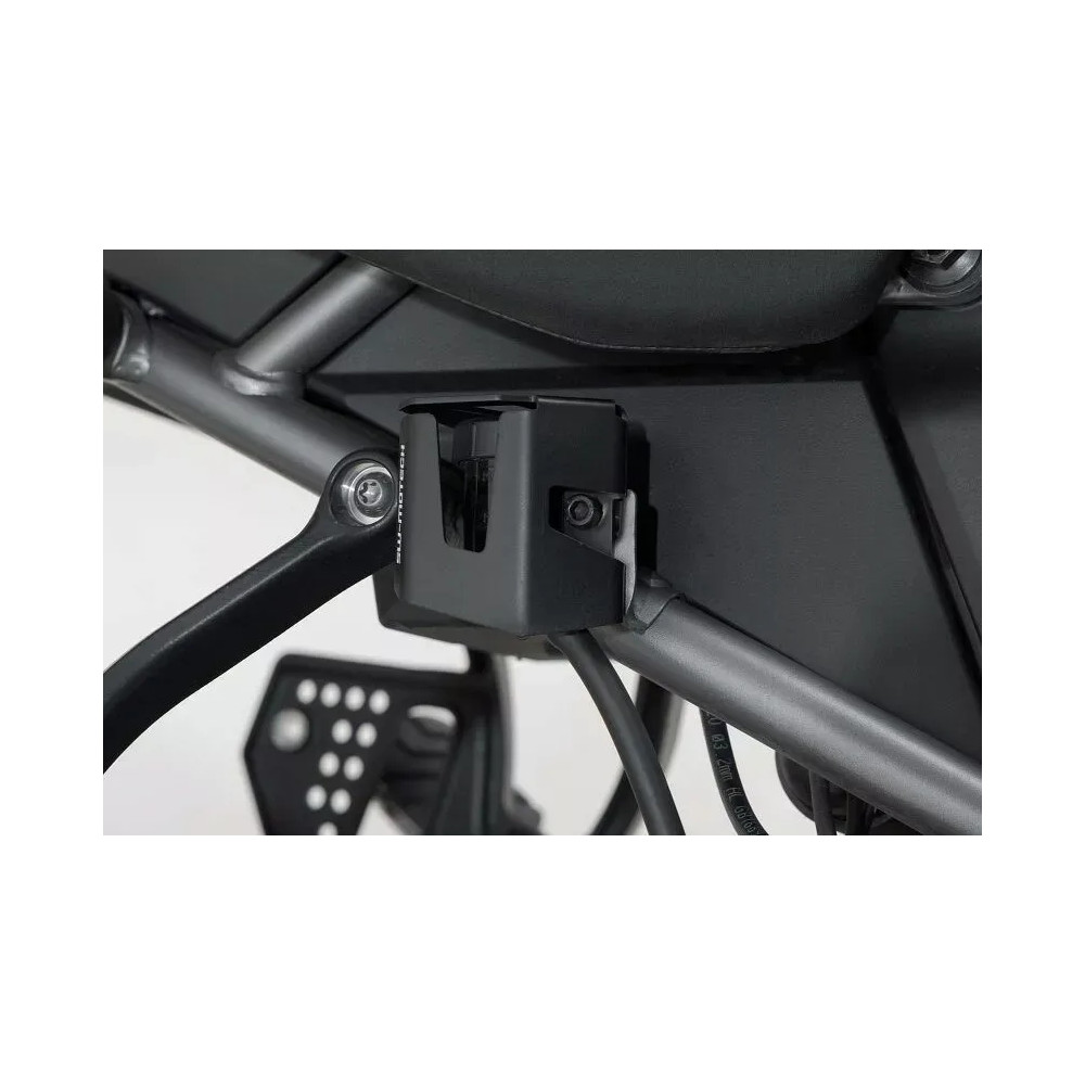 Brake Reservoir Guard — Black, Rear