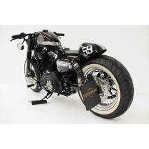 License Plate — 17 cm x 17 cm, black