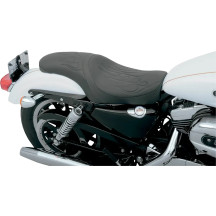Asiento Predator — Negro, 68,5 cm (27"), 44 mm (1-3/4"), compatible con sissy bars Drag y la mayoría H-D