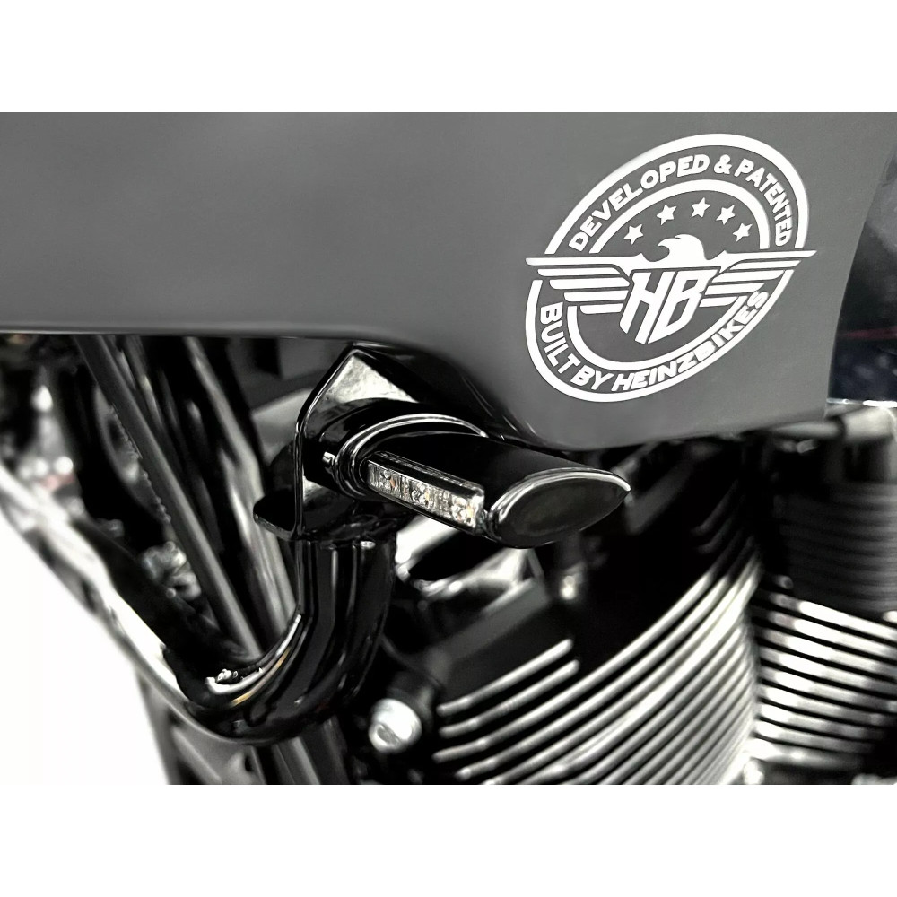 Classic Blinker ST — 12V, 56 mm, Black, Front