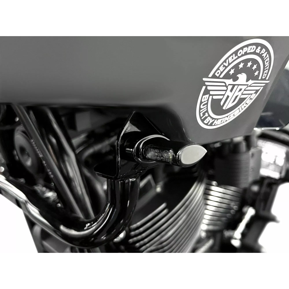 Micro Blinker ST — 38 mm, 12V, bolt-on, black