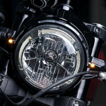 Atto® Dark — 12V, rosca M5, negro