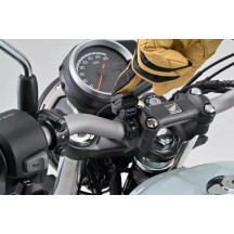 Quick Charge Port USB Type-A — 12V input, QC3.0 (30W), fits 22.2 mm and 25.4 mm handlebars, Black