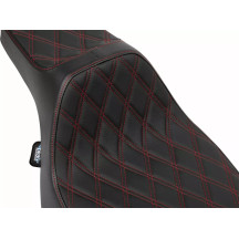 Extended Reach Predator III Seat — 29-1/2" overall, 12" driver width, 6" rear width