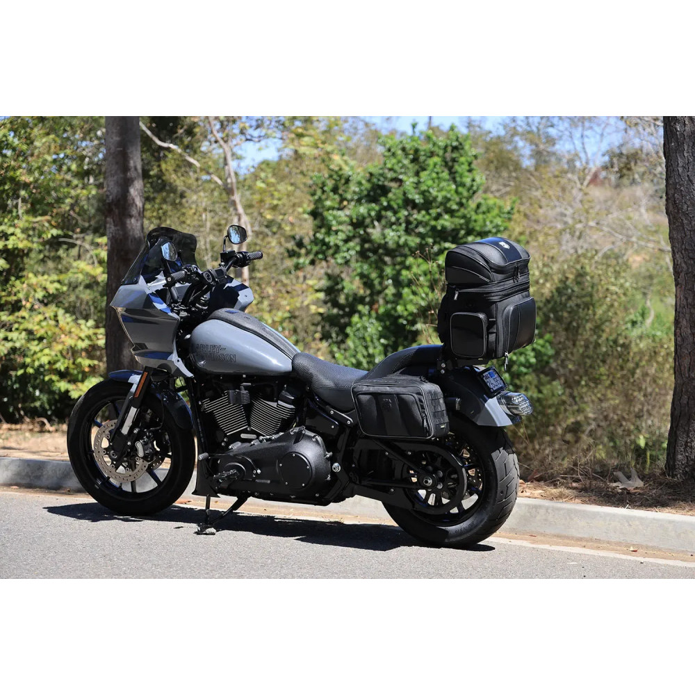 Getaway 2.0 Backrest Rack Bag — 20 L (expands to 24 L), 33×22×29 cm