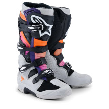 Botas Tech 7 — caña media, talla US 15