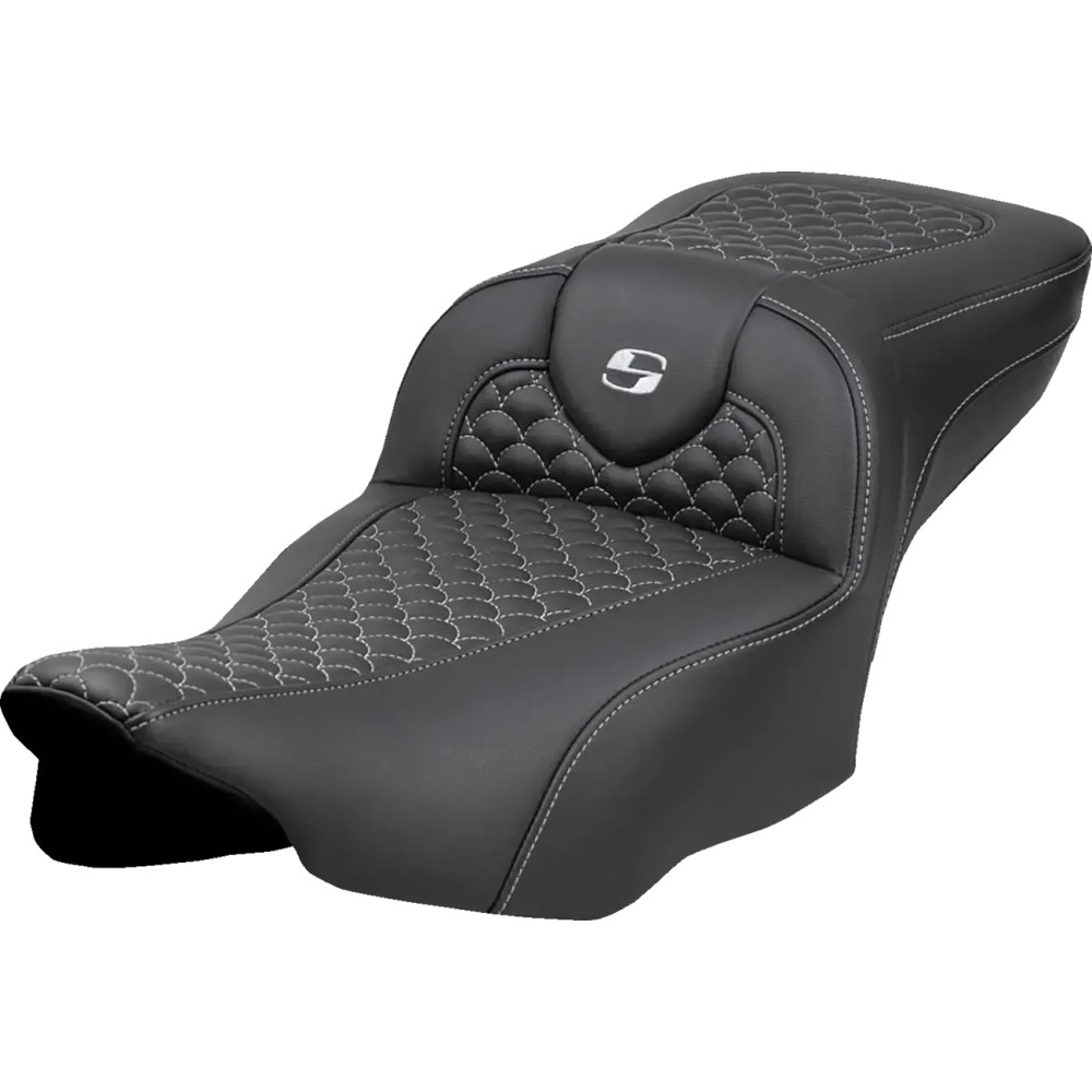 Dragon Scale Stitch Roadsofa™ Seat — Overall 77.5 cm (30.5"), driver 44.5 cm × 35.5 cm (17.5" × 14"), Black/Silver