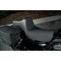 High Noon Seat — 28 cm (11") driver, 33 cm (13") rear, 2-Up, Black