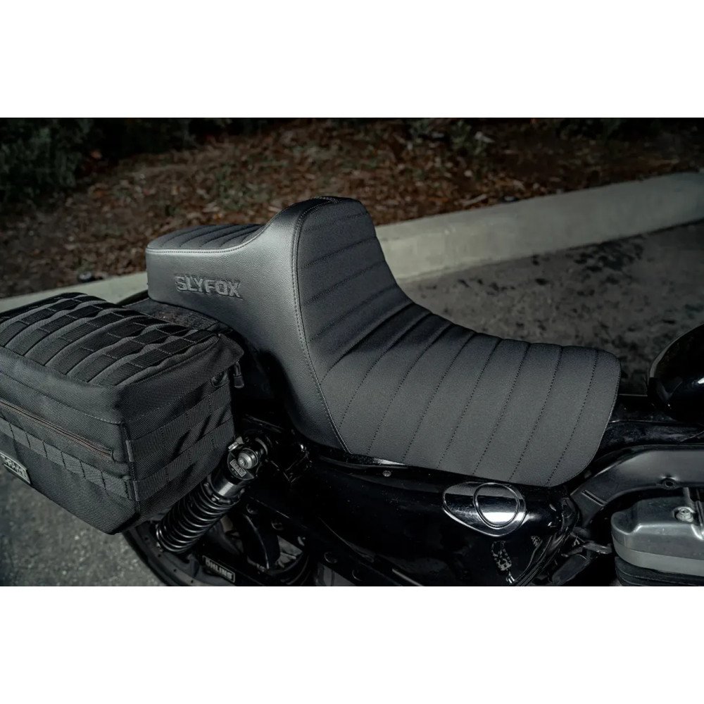 High Noon Seat — 28 cm (11") driver, 33 cm (13") rear, 2-Up, Black