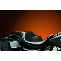 Outcast Seat — 30.5 in overall length, 18 in driver length, 15 in driver width, Black