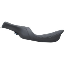 Predator 2-Up Seat — Black, 30 in, fits 99-07 FLT/FLHT/FLTR w/ lower dash extension 2202-0070