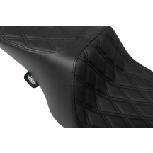 Performance Predator 2-Up Seat — 78.5 cm length, 29 cm driver width, fits '97-'07 FLT/FLHT/FLR