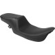 Performance Predator 2-Up Seat — 78.5 cm length, fits '97–'07 FLT/FLHT/FLR w/ lower dash ext 2202-0070