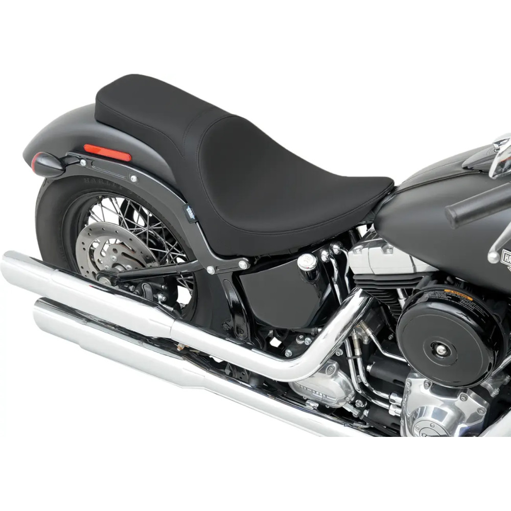 Predator Asiento 2 plazas — 78.5 cm (31 in) longitud total, 30.5 cm (12 in) ancho conductor, Negro