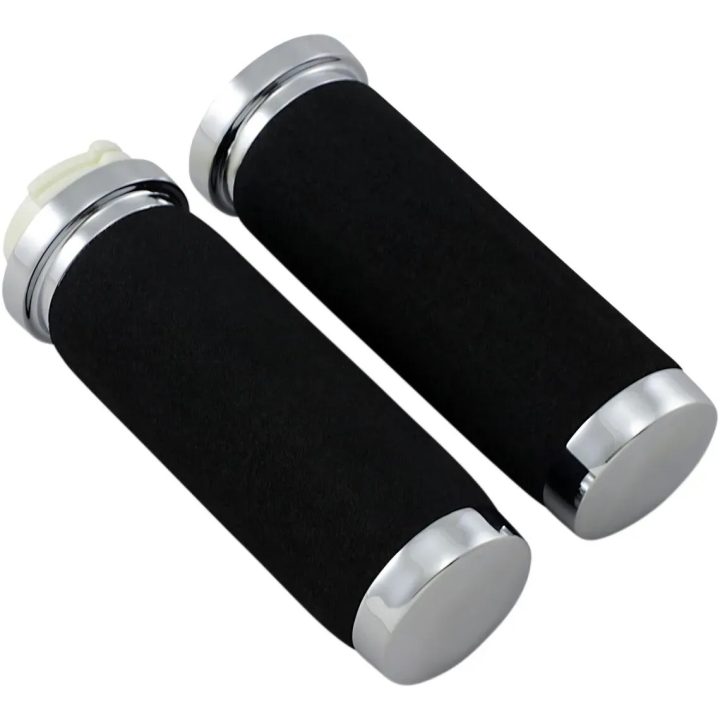 Puños de goma con aros decorativos y tapas finales — diámetro 25.4 mm (1"), longitud 12.7 cm (5"), negro/cromo