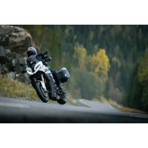 T33 Tire — 120/70ZR18