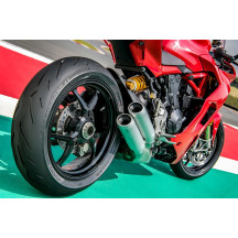 Diablo™ Rosso Corsa II Neumático — 180/55-17, clasificación W, lateral negra