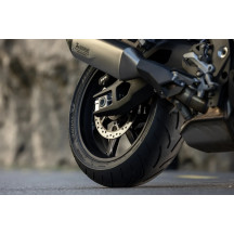 Neumático T33 — 150/70ZR17, 69W, radial