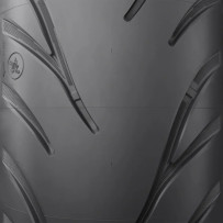 Neumático Commander III Cruiser — 170/80B15, 77H, trasero