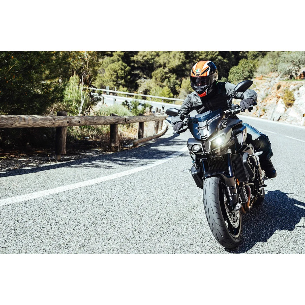 Sportec™ M9 RR Neumático — 120/70ZR19