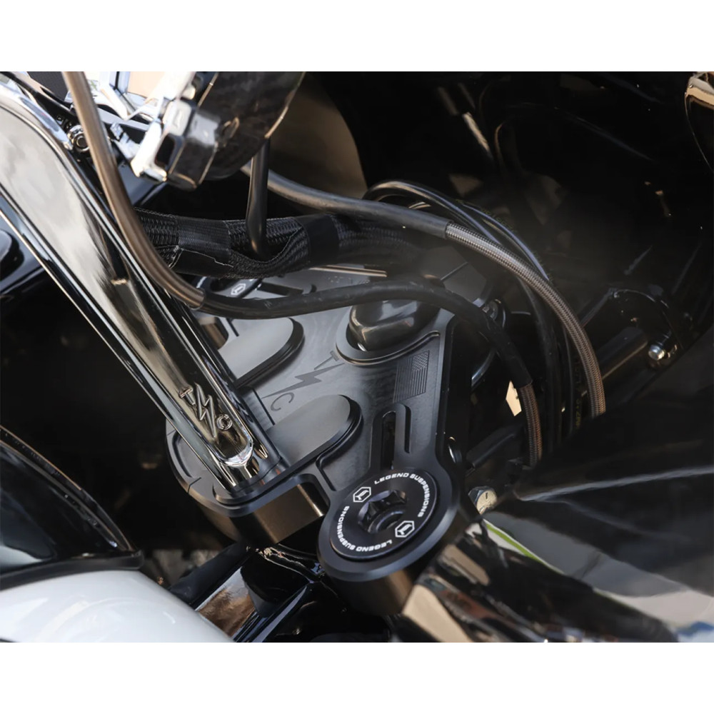 Road Glide Top Tree — Black, 6061-T6 aluminum