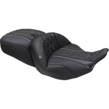 Asiento Deluxe Touring — Ancho conductor 47 cm (18-1/2"), Ancho trasero 34,5 cm (13-1/2"), Negro, Naranja, 2 plazas