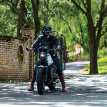 7" LED Adaptive 2 Headlight — 7" (178 mm), Chrome