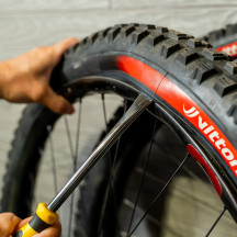 Downhill Tire Lever II — Black, Yellow