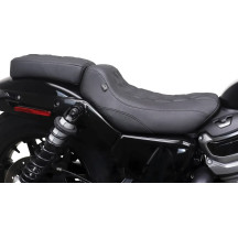 Tripper™ Passenger Seat — 28 cm × 19 cm, Black