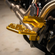 Aggressor Floorboards — 12 in, 4-1/2 in, Gold