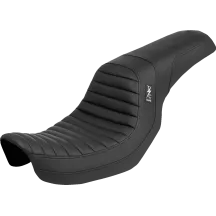 Thrashin' Pro Series Seat — 73 cm overall, 28 cm driver width, Black