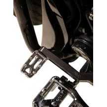 Pata de cambio Aggressor — 57 mm (2-1/4"), cromado