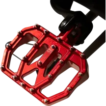 Reposapiés Mini Aggressor — 12,1 cm, 89 mm, rojo anodizado