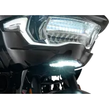 GOAT-E Luz de carenado — montaje en carenado, LEDs ámbar y blancos, carcasa cromada, para Harley-Davidson®