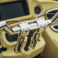 Assault Handlebar Risers — 10 cm (4") rise, 32 mm (1-1/4") clamp, Chrome