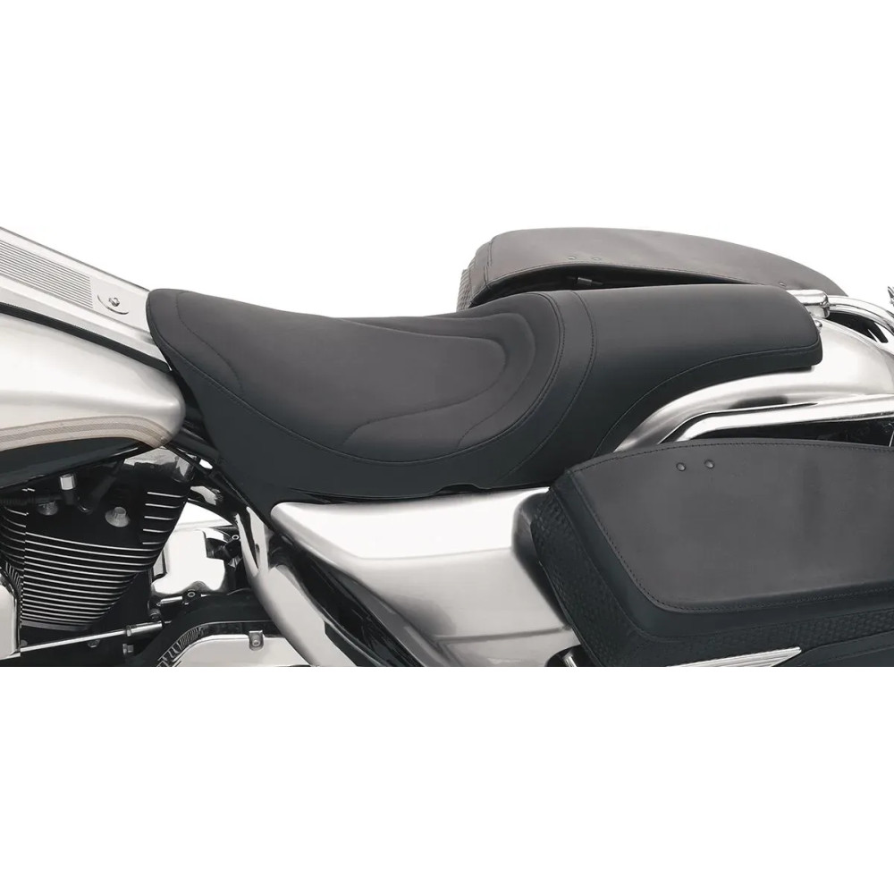 Predator Seat — Black, Overall 81 cm (32"), Driver 40.5 cm (16")