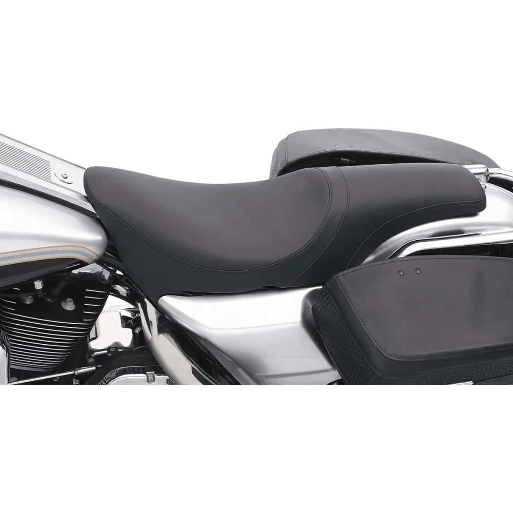 Predator Seat — 81 cm (32") overall, 25.5 cm (10") width, Black