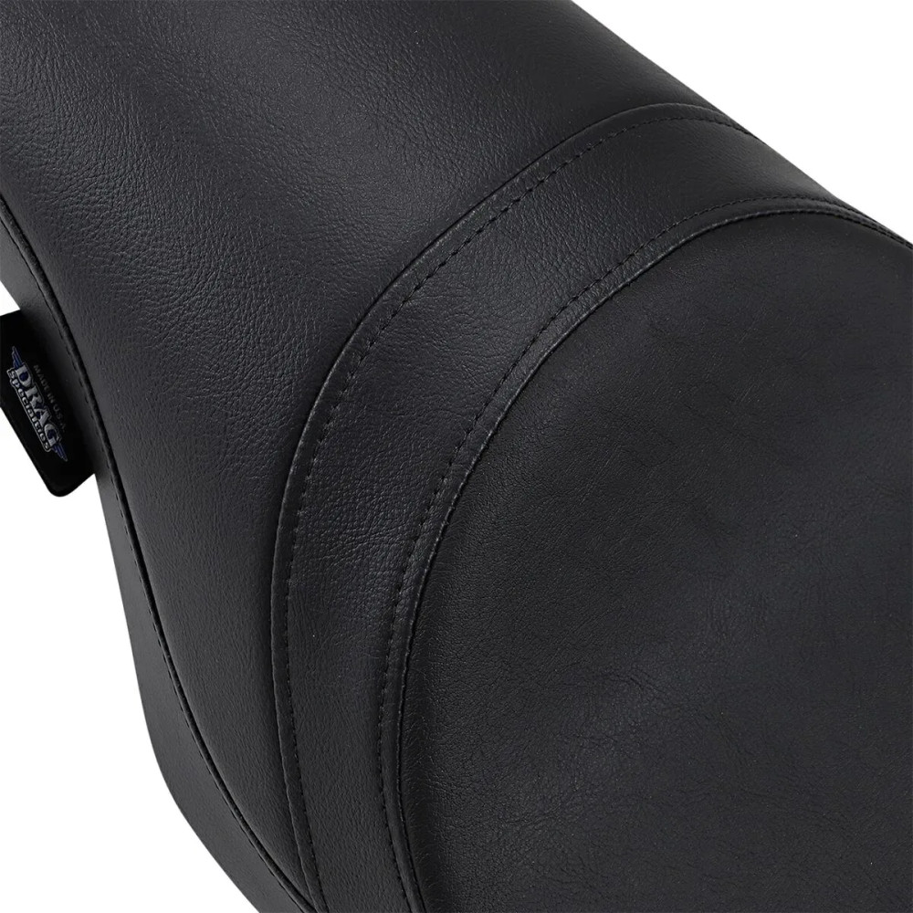 Asiento Predator — Negro, 32" de largo, 2" de grosor