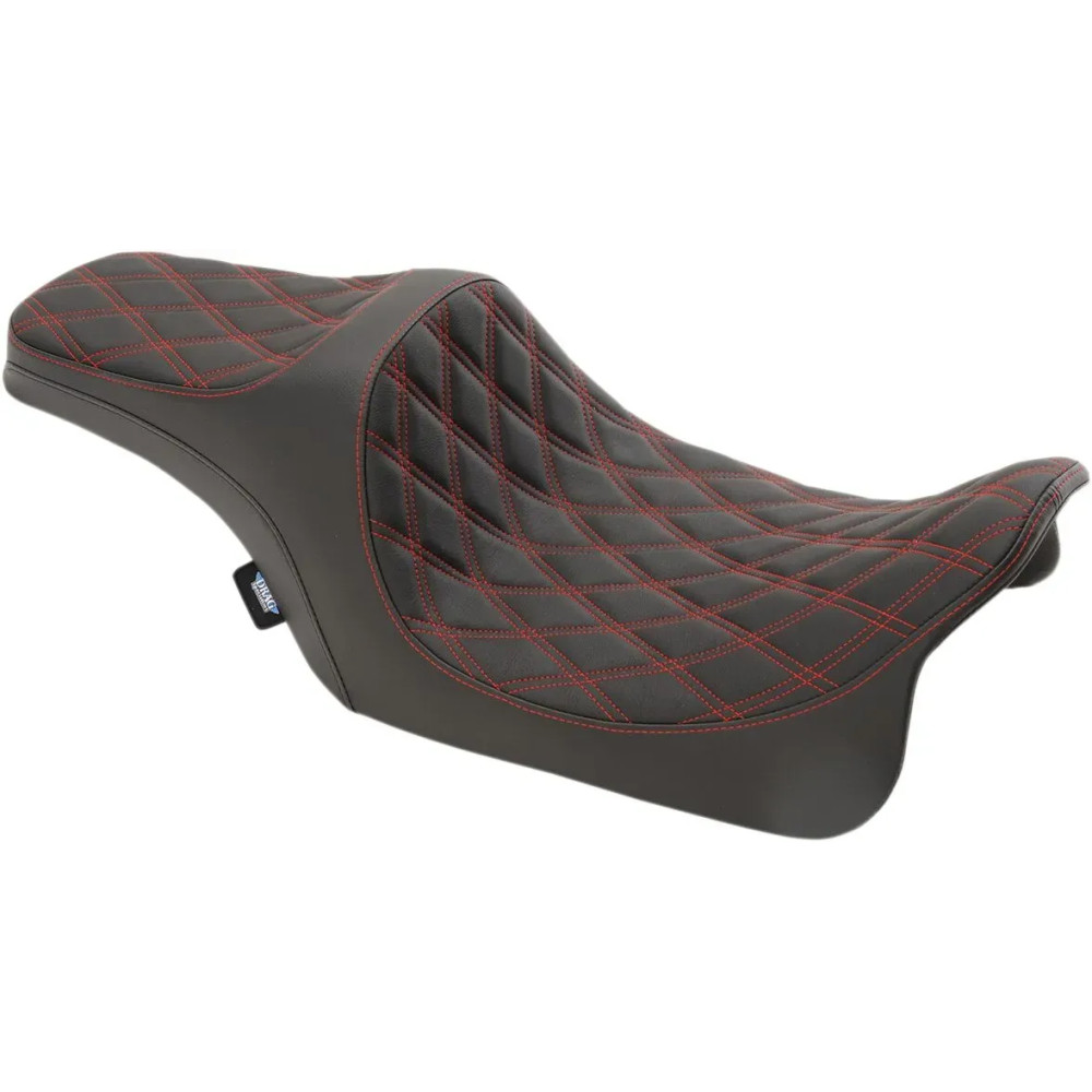 Predator III Seat — 79 cm (31") overall, 39.5 cm (15-1/2") driver length, 30.5 cm (12") driver width