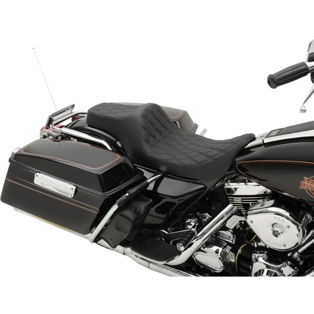 Predator III Seat — Overall 31-3/4" (80.5 cm), driver 17-3/4" x 11-1/2", fits Drag and most Harley-Davidson sissy bars