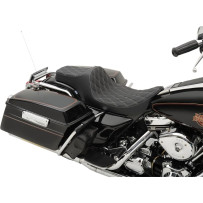 Predator III Seat — Black, 41.5 cm L × 29 cm W, fits Drag & most Harley-Davidson sissy bars