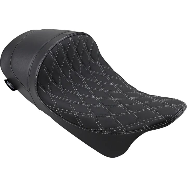 EZ-ON Mount Forward Low Solo Seat — Black, 58.5 cm (23"), excludes '23 FLHXSE/FLTRXSE