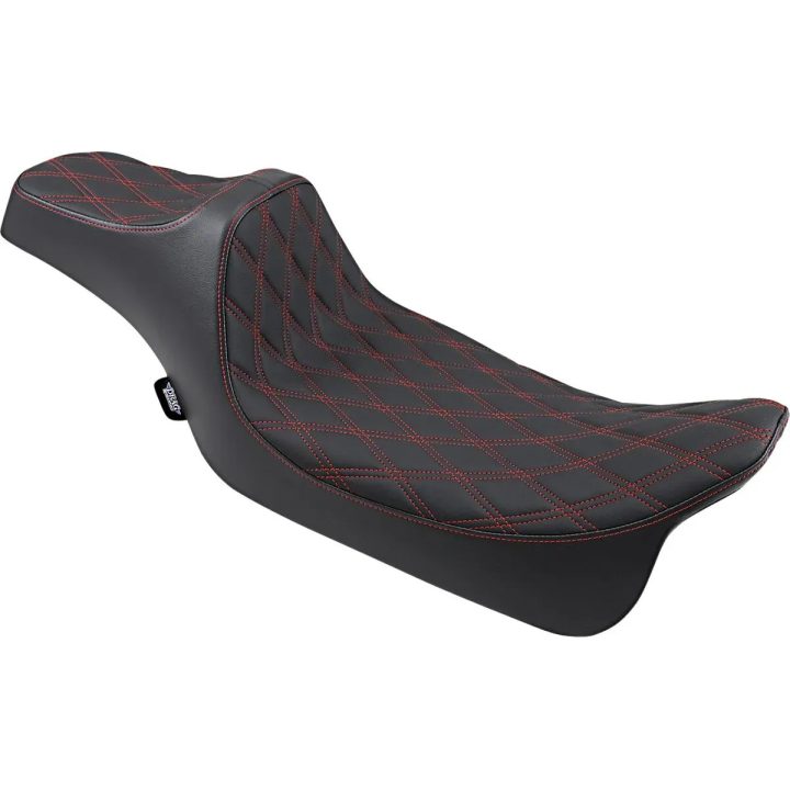 Extended Reach Predator III Seat — Black, 77.5 cm (30-1/2") overall length