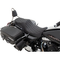 Predator III 2-Up Seat — 77.5 cm overall length, Black, fits Drag & most Harley-Davidson sissy bars