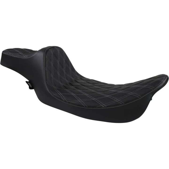 Asiento Predator III de alcance extendido — 17" conductor, compatible con '97-'07 FLT/FLHT/FLR