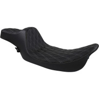Asiento Predator III de alcance extendido — 17" conductor, compatible con '97-'07 FLT/FLHT/FLR