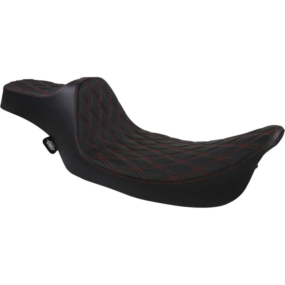 Asiento Predator III de alcance extendido — 78 cm (30-3/4") largo total, compatible con '97-'07 FLT/FLHT/FLR, Negro, Rojo