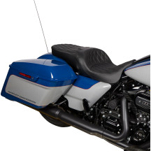 Freedom Touring Seat — 38 cm (15") driver width, 77.5 cm (30-1/2") length, Black