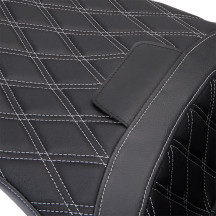 Freedom Touring Seat — 38 cm (15") driver width, 77.5 cm (30.5") length, 2-up, Black